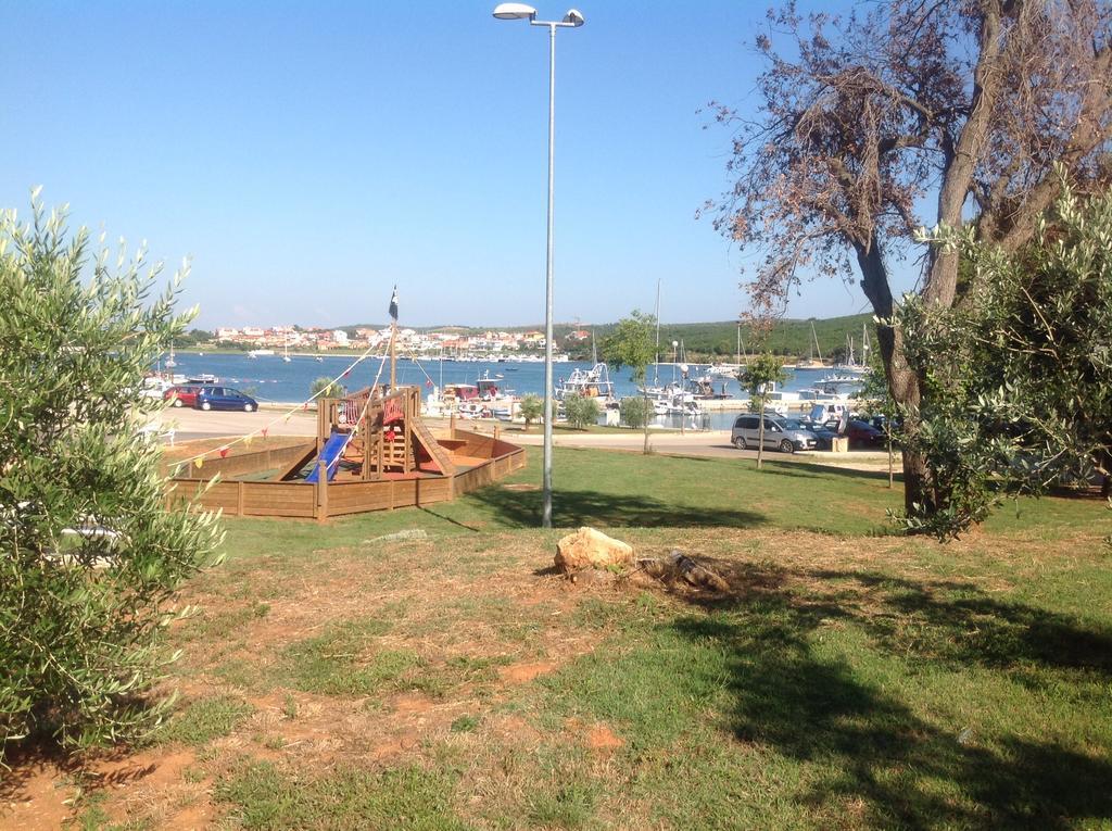 Holiday House Altea Banjole Dış mekan fotoğraf